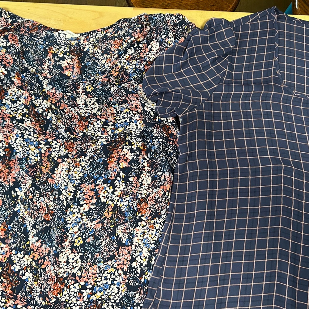 XL short sleeve blouses.